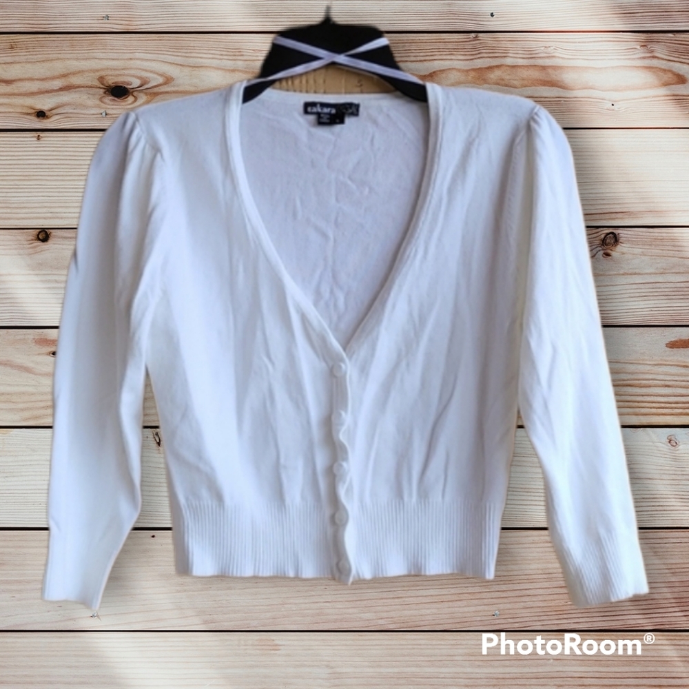 Takara - white cropped sweater cardigan